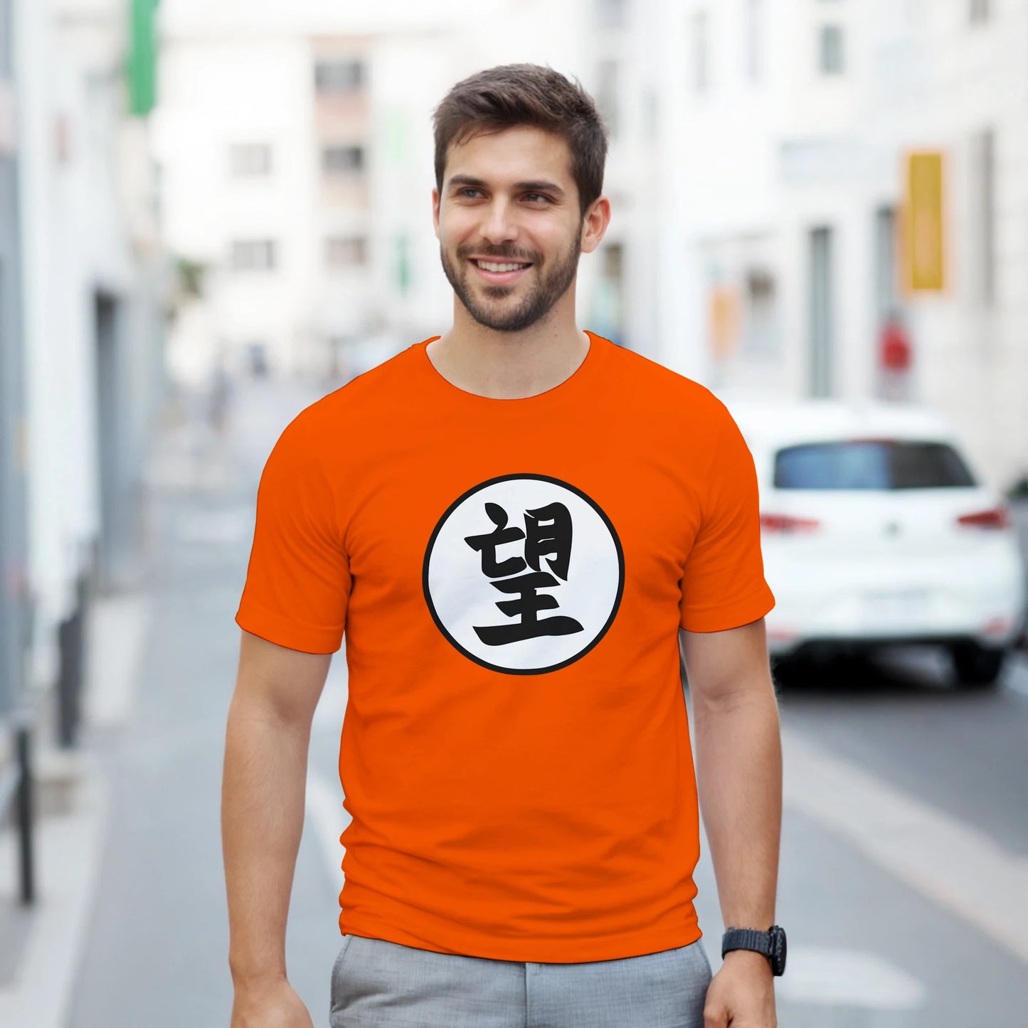 Camiseta anime Z Inspired con emblema japonés y estética vintage – FandomFit