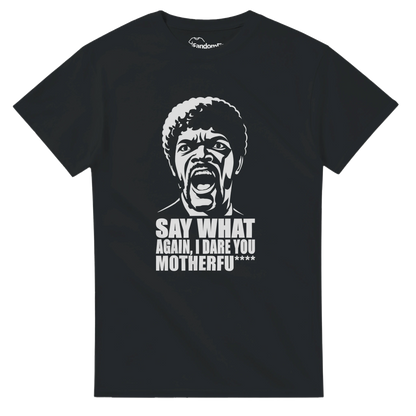 Camiseta Say WHAT?! color negro con diseño inspirado en monólogos de cine – FandomFit