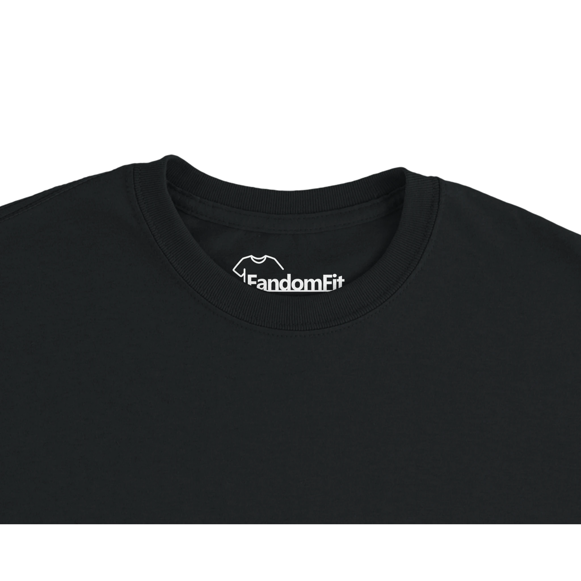 Camiseta Say WHAT?! color negro con estética retro y tipografía bold cinematográfica – FandomFit