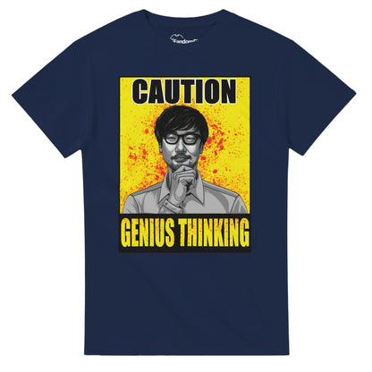 Camiseta friki Caution Genius Thinking con estética gamer moderna – FandomFit