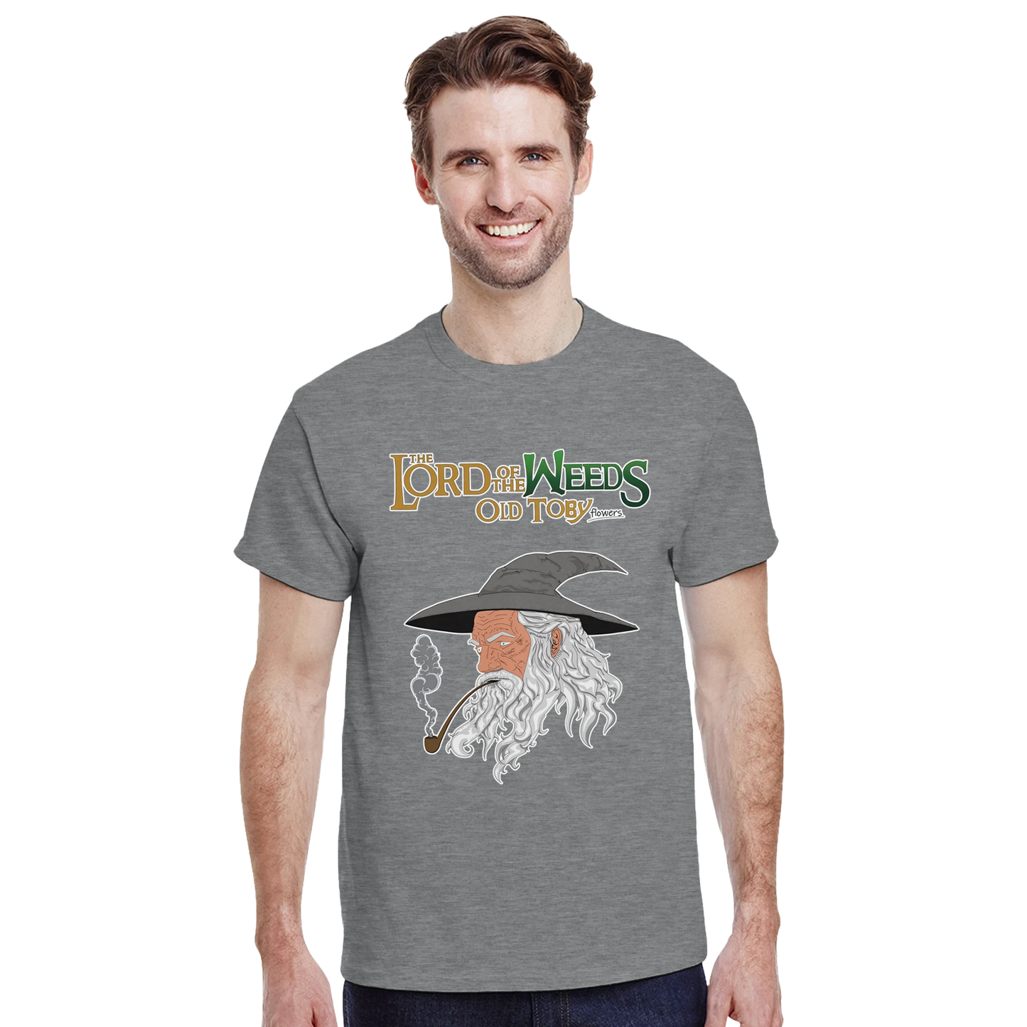 Modelo vistiendo camiseta friki cine Lord of the Weeds con diseño humorístico – FandomFit