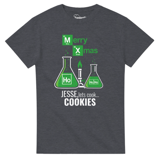 Mockup frontal de la camiseta friki navideña Let’s Cook Cookies con diseño químico verde.