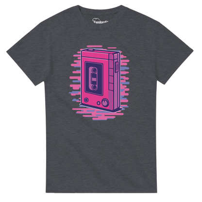 Camiseta friki ochentera con diseño de walkman y estilo nostálgico – FandomFit