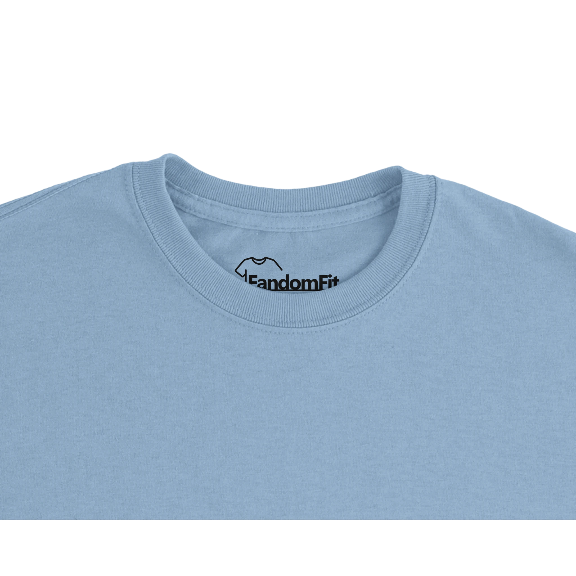 Camiseta Árbol de Runas Ancestrales vista desde arriba, abeto de piedra con energía azul en diseño navideño alternativo