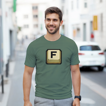 Look gamer con camiseta Press F de estética pixel retro – FandomFit