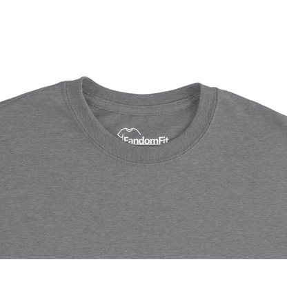 Detalle del diseño VHS en camiseta retro 80s con estilo vintage – FandomFit