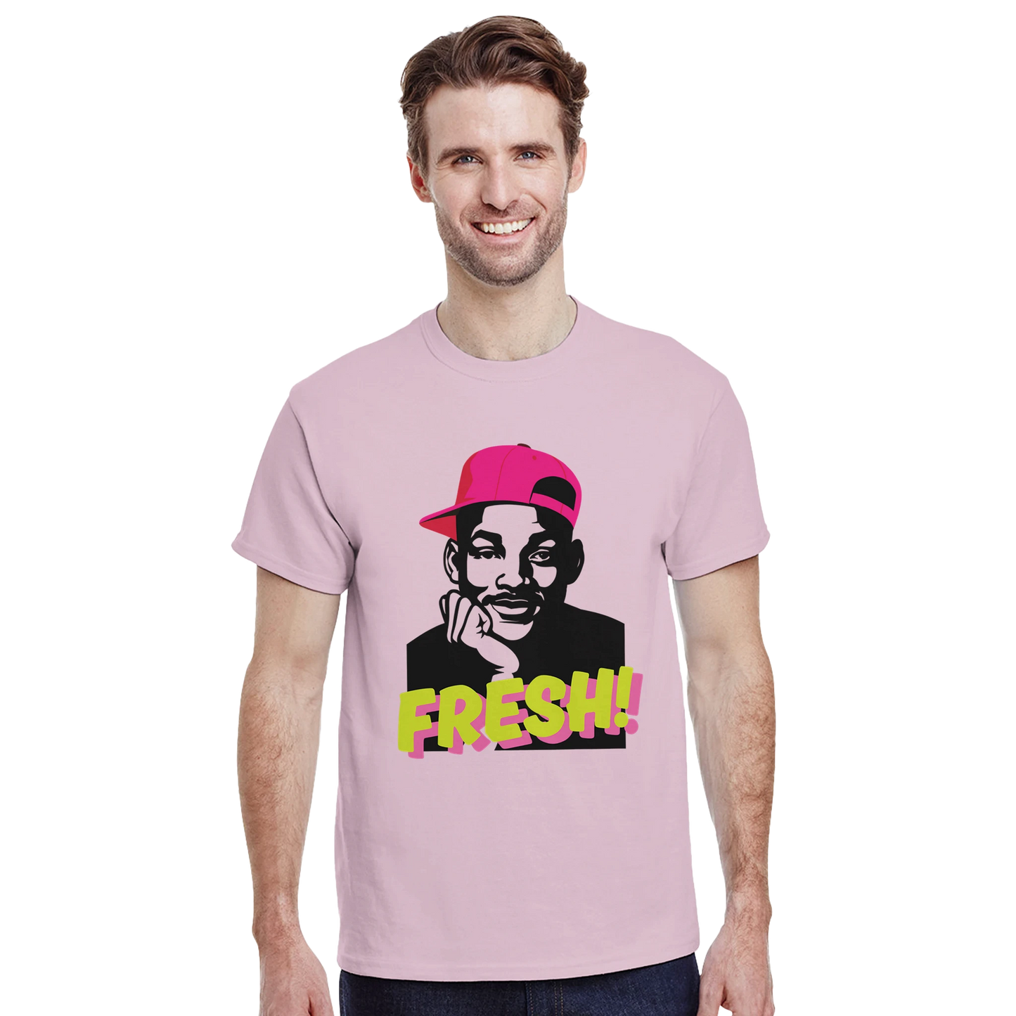 Modelo luciendo camiseta retro FRESH! de estilo noventero vintage – FandomFit