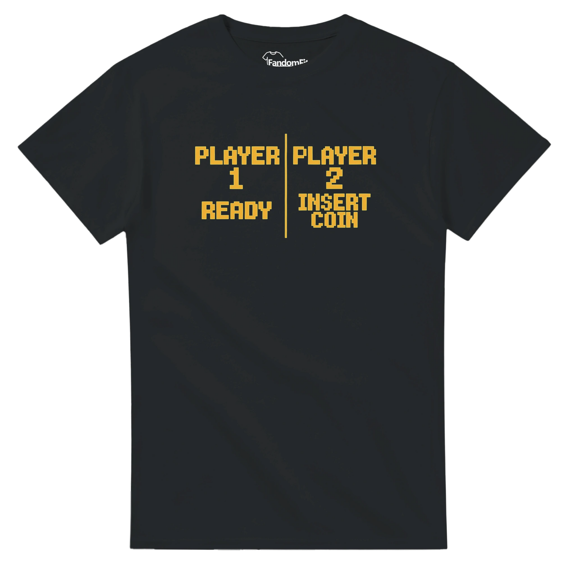 Camiseta retro Insert Coin con tipografía 8-bit y estética cooperativa gamer – FandomFit
