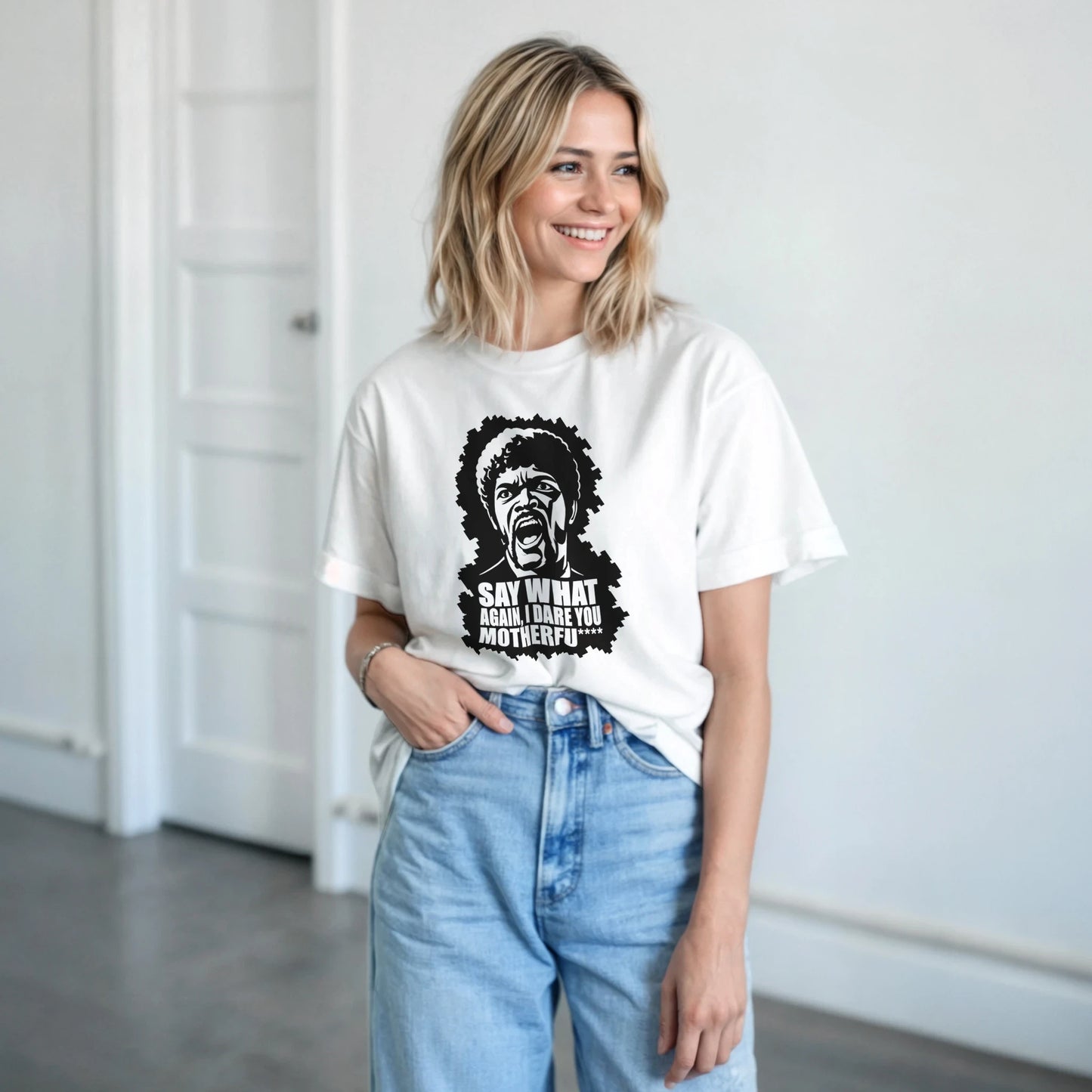 Look casual con camiseta Say WHAT?! inspirada en monólogos de cine – FandomFit