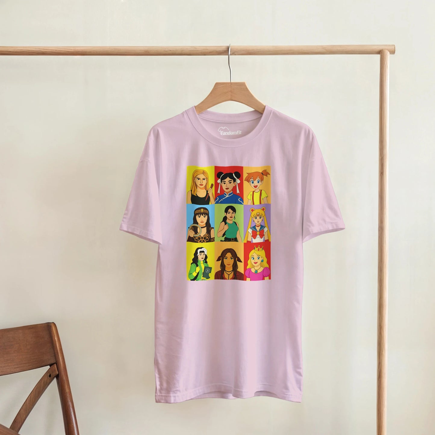 Camiseta Pixel Queens con estilo pixel art noventero – FandomFit
