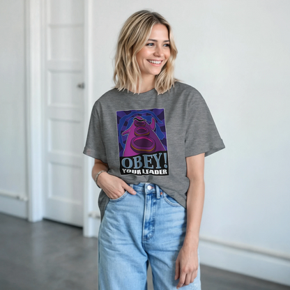 odelo vistiendo camiseta videojuegos Tentáculo Morado OBEY! estilo retro gamer – FandomFit