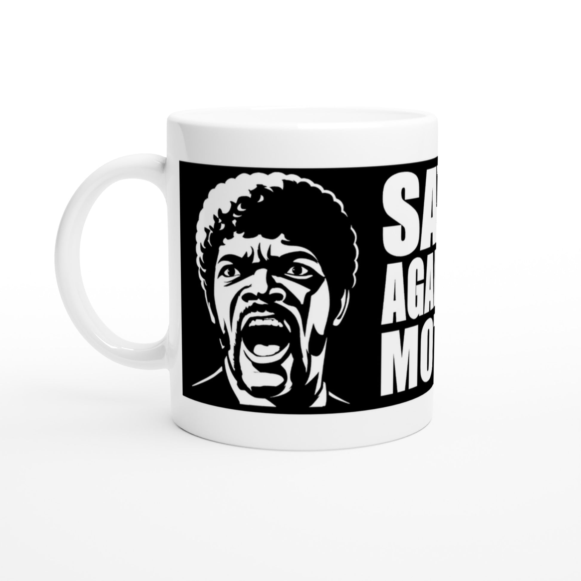 Taza friki Say What Again 325 ml vista frontal, diseño cinematográfico en alto contraste con frase icónica y acabado brillante.